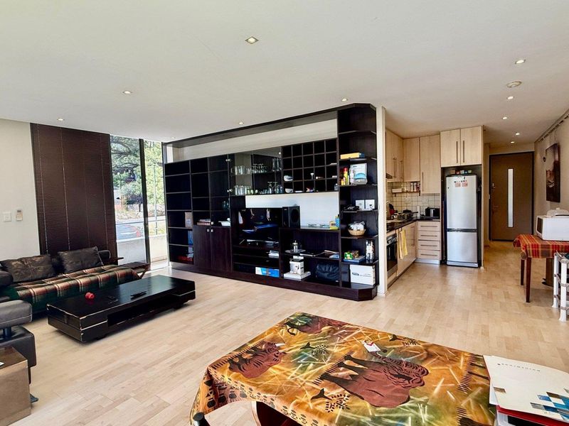 WINDHOEK CENTRAL - VERY NEAT APARTMENT - CC - NS2 300 000 - Photo 2