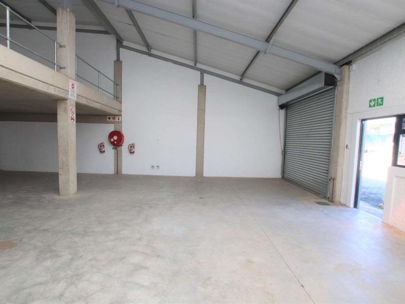 Hendra - Cornubia Business Park – 165m2 Mini Warehouse To Let - Photo 4