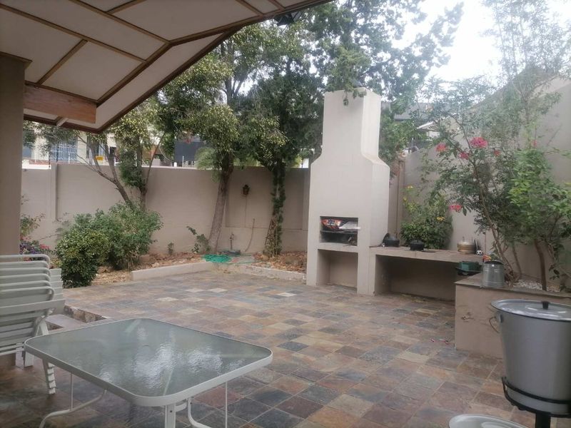 7 Bedroom Home in Ludwigsdorf - Photo 3