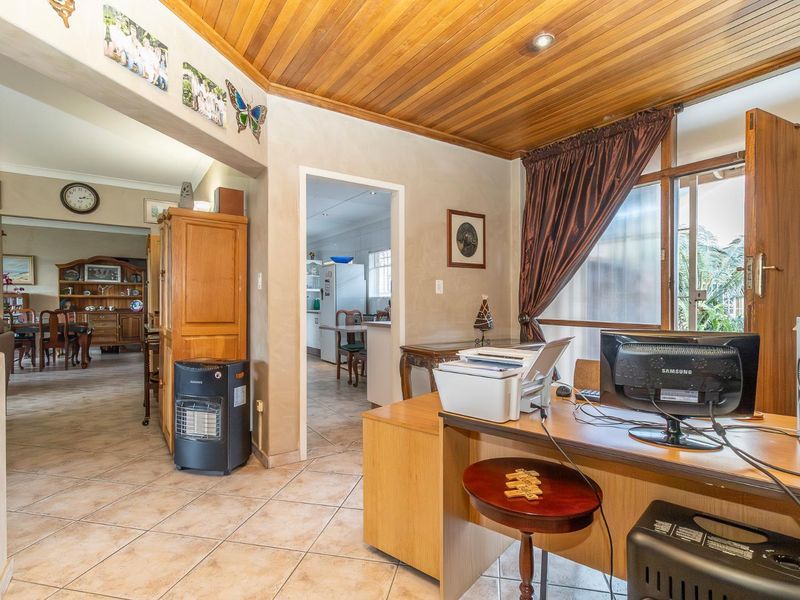 EXCEPTIONAL PROPERTY WITH INCOME POTENTIAL – IDEAL FOR A GUESTHOUSE OR B&B. - Photo 9