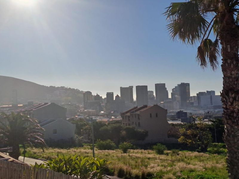 Panoramic City Views | Stylishly Renovated Home with Incredible 70m2 Bonus Storage - Photo 3