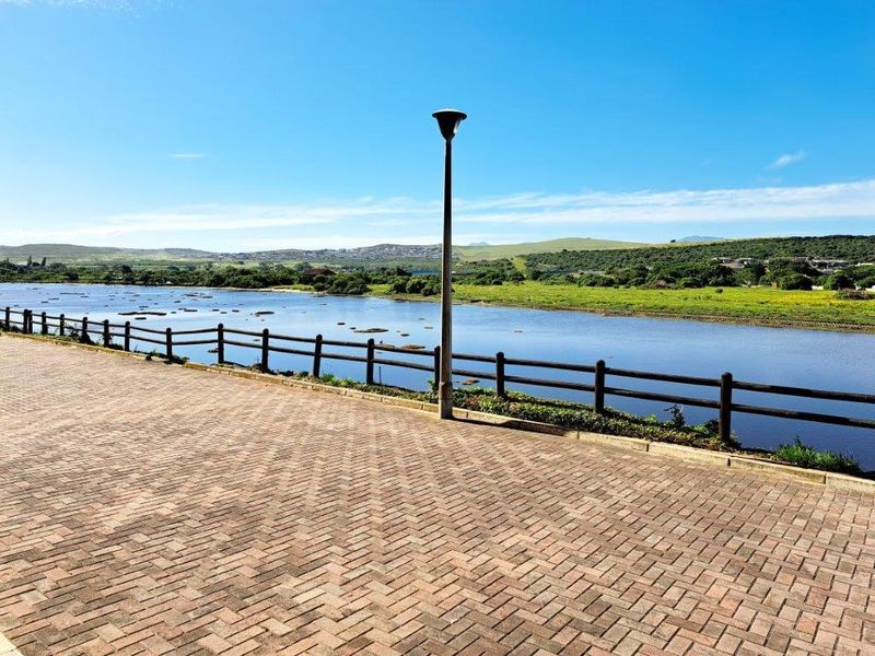 Long term rental - AVAILABLE February 1st 2026 - Photo 4