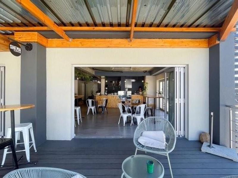 A GRADE OFFICES TO LET - BEST LOCATION - KLEIN WINDHOEK - Photo 4