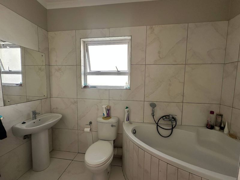 3 Bedroom Townhouse for Sale, Kramersdorf, Swakopmund - Photo 10