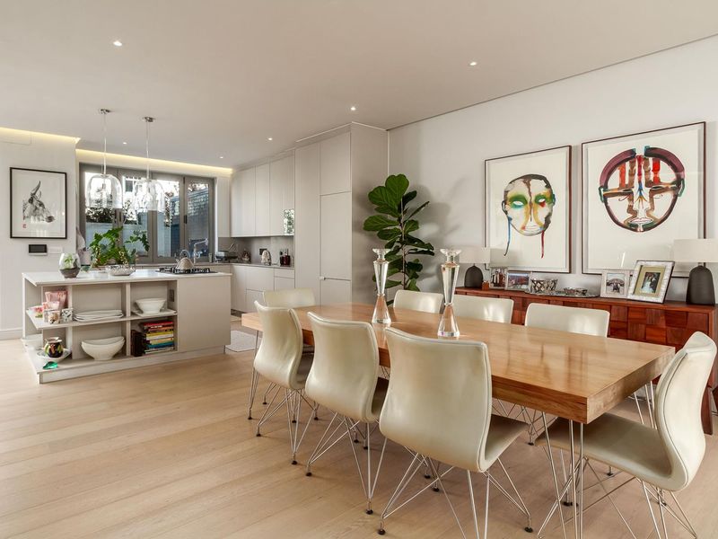 Stylish Furnished Triplex in Upper Kenilworth - Photo 9