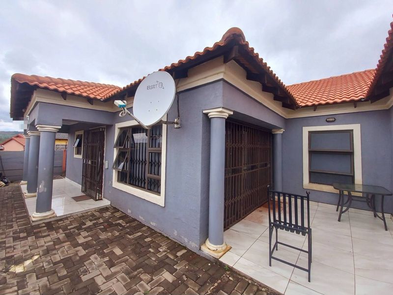 Three bedrooms house for sale in Lotus Gardens - Photo 2