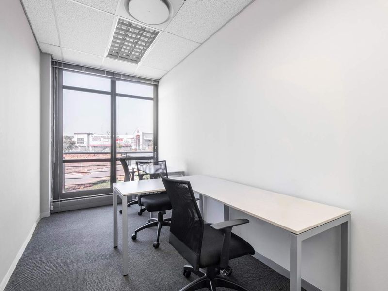 Discover many ways to work your way in Regus Southdowns Ridge Office Park - Photo 4