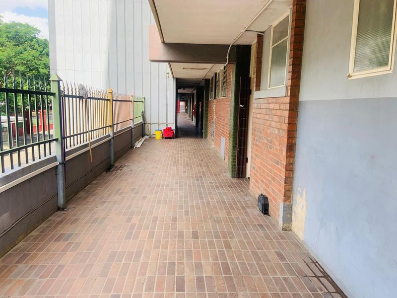 **Affordable Shared Student Accommodation in Prime Location** - Photo 3