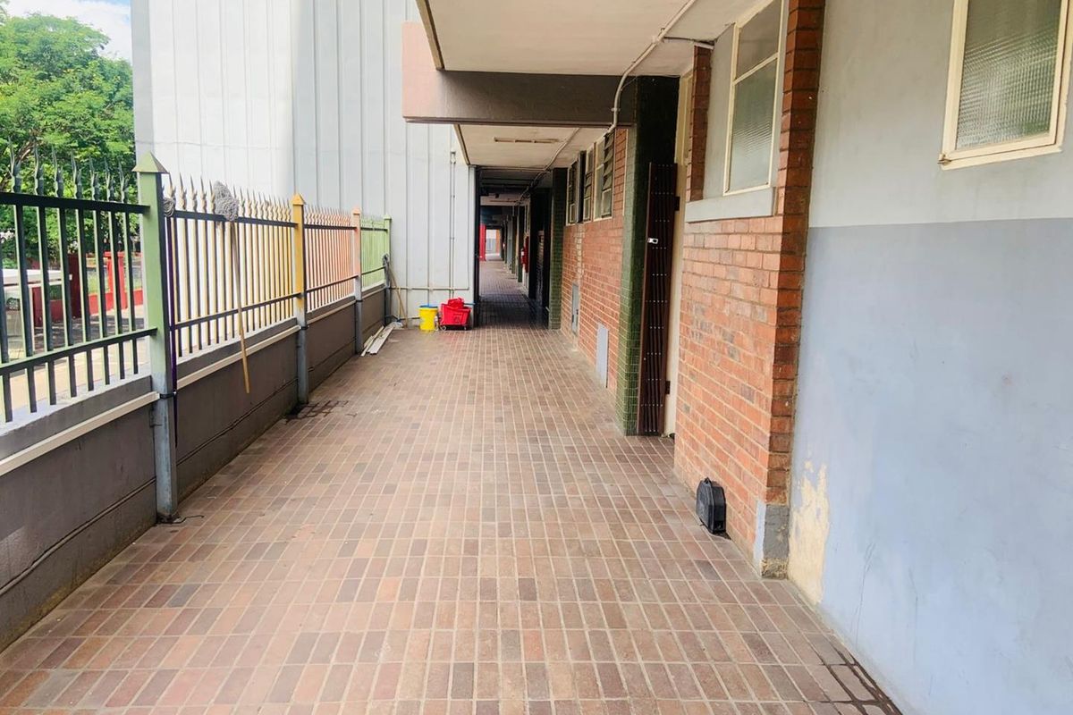 **Affordable Shared Student Accommodation in Prime Location** - Photo 3