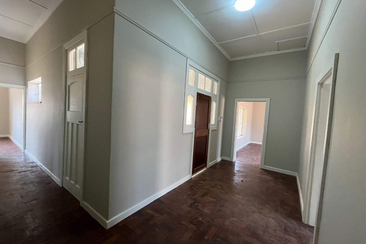 Versatile Property for Comfortable Living or Business Use - Photo 5