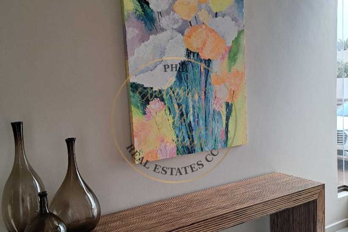 Meticulously designed Family home with upmarket finishes for sale in Walvis Bay,  in upmarket area, selling for N$2 600 000.00 - Photo 5