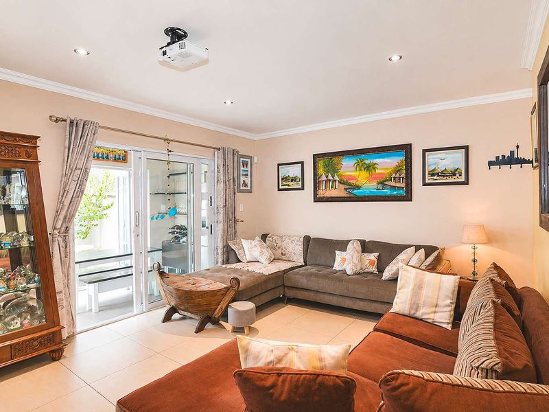 4 bedroom cluster in Bryanston for sale - Photo 9