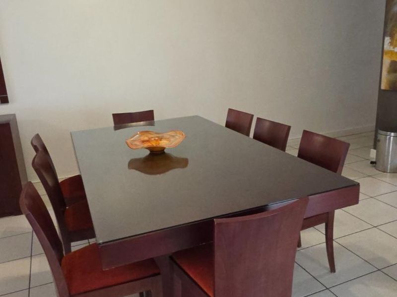 SOPHISTICATED FULLY FURNISHED 2 BED APARTMENT IN SECURE COMPLEX IN MORNINGSIDE - Photo 10