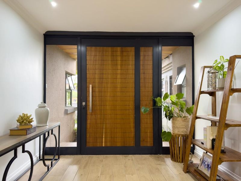 A Magazine-Worthy Family Sanctuary in Midlands Estate - Where Luxury Meets Practical Daily Living - Photo 6