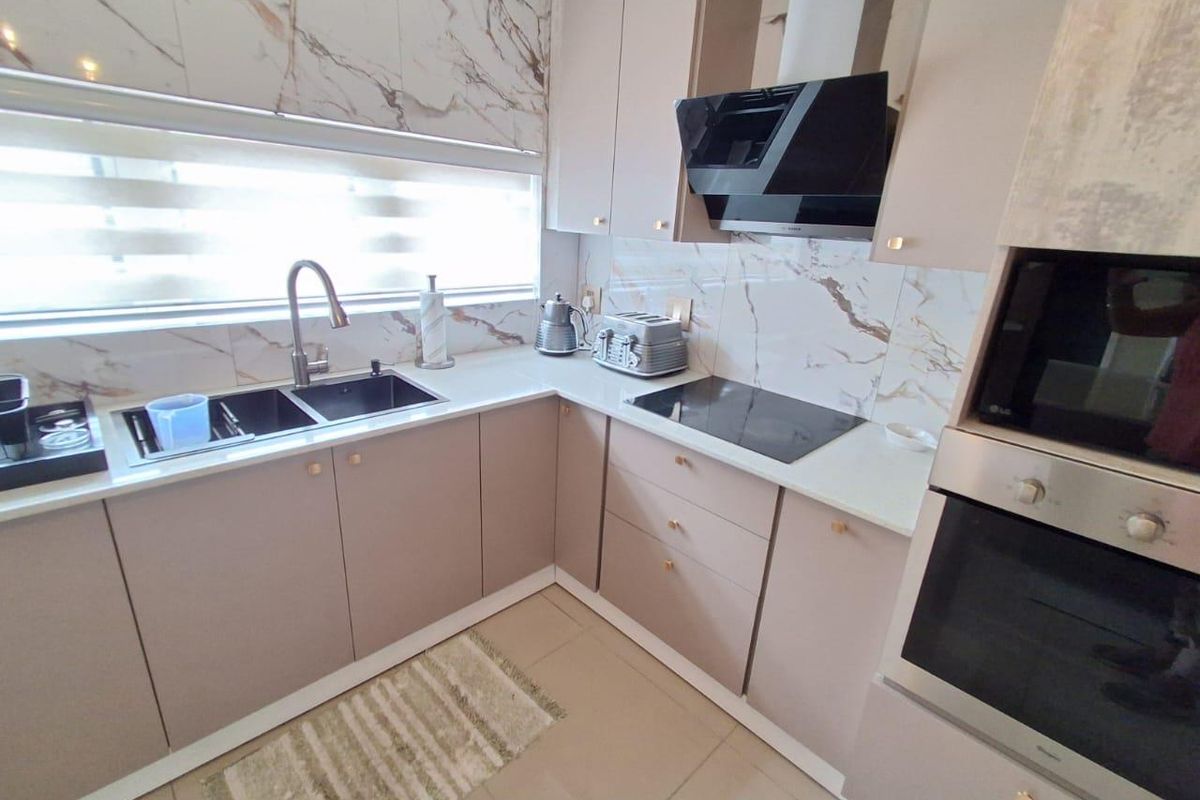 Exclusive Listed - Newly Renovated Duplex For Sale In Die Hoewes - Photo 4