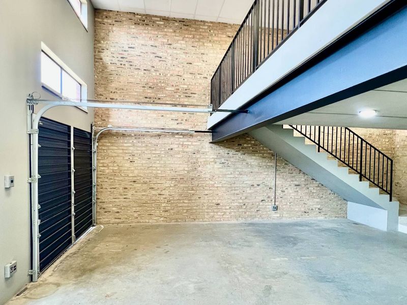 COMMERCIAL UNIT UP FOR RENT AT HALFWAY HOUSE MIDRAND - Photo 6