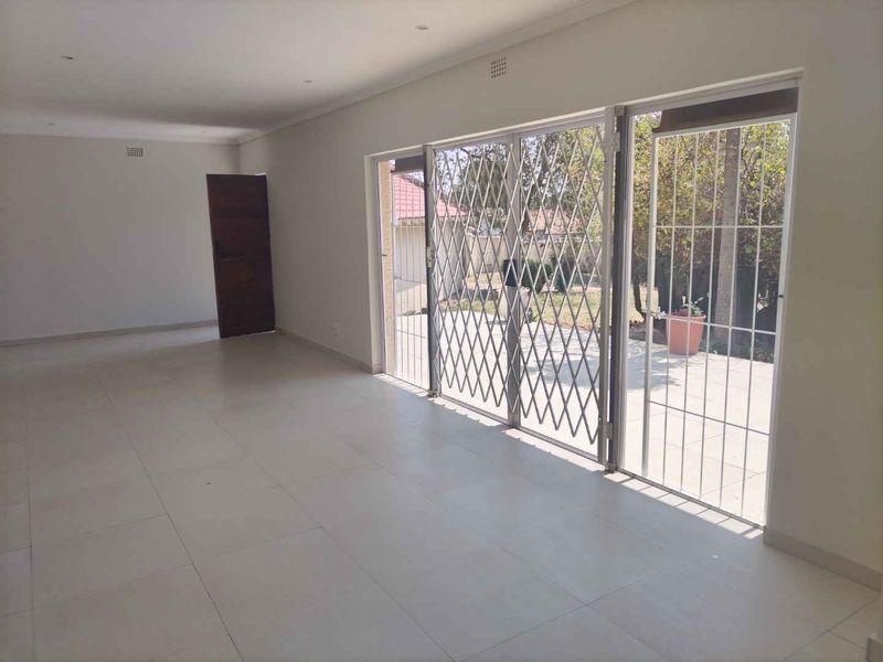 Exclusive 3 bedroom in kelvin - Photo 8