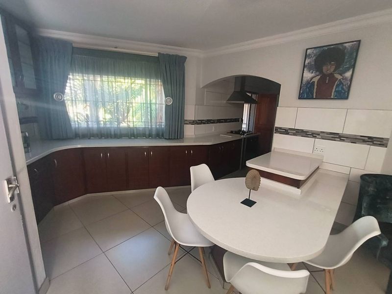 4 Bedroom house for sale with a 2bedroom flatlet - Photo 6
