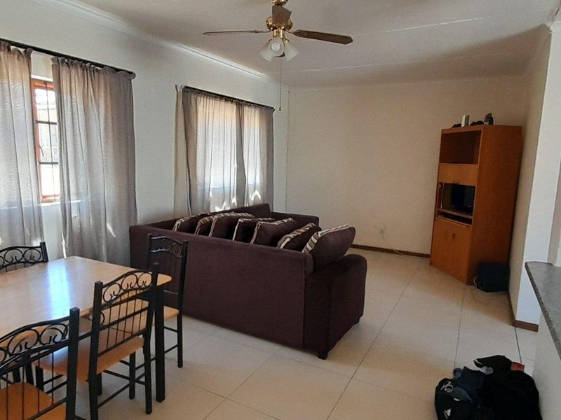 Luderitz - To Rent - Photo 2