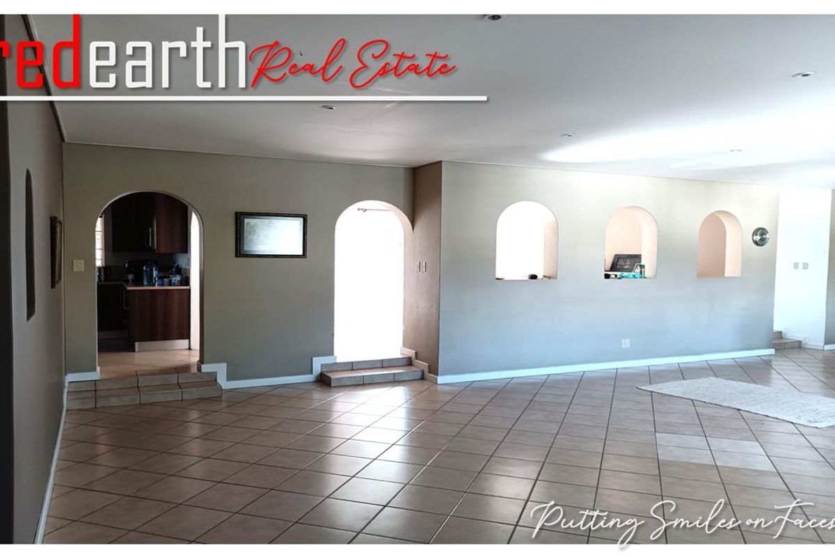 “Peaceful living with uninterrupted  sunrise views” - Photo 5