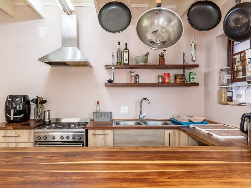 Stylish 3-bed freestanding duplex in Kenilworth, Cape Town - Photo 9