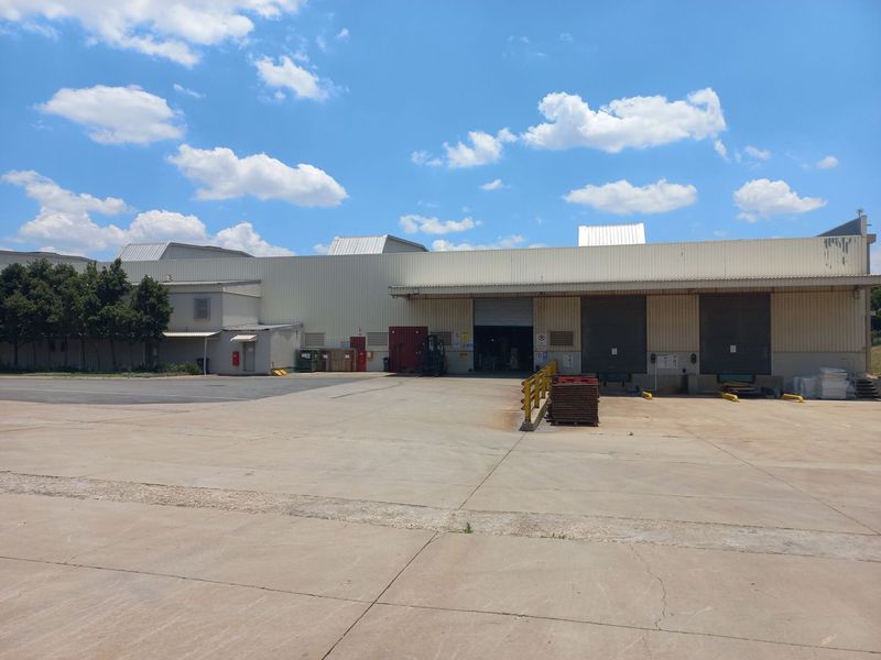 11 510m2 Warehouse to let in Halfway House - Photo 4