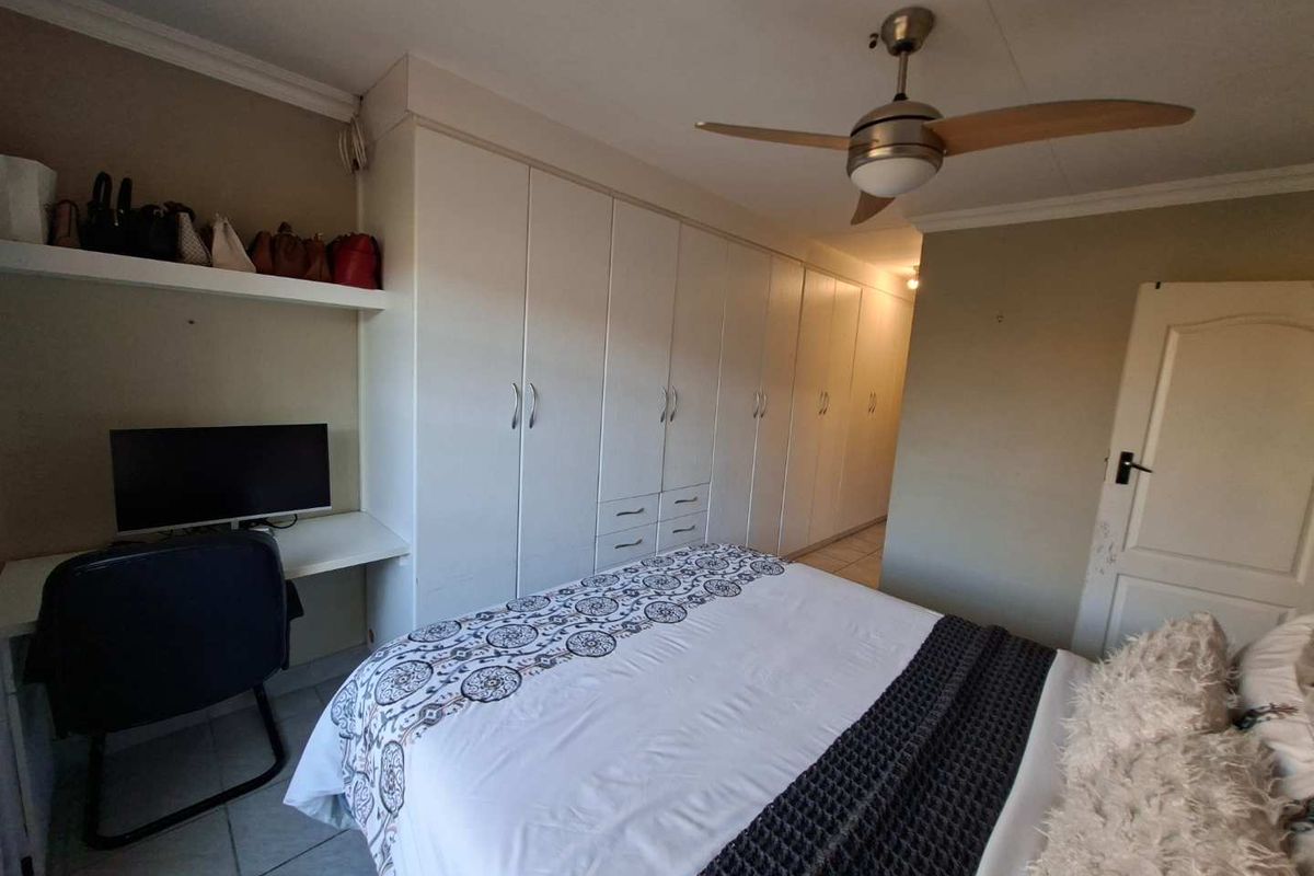 Charming Free-Standing Simplex for Sale in Allens Nek / Weltevreden Park - Photo 3