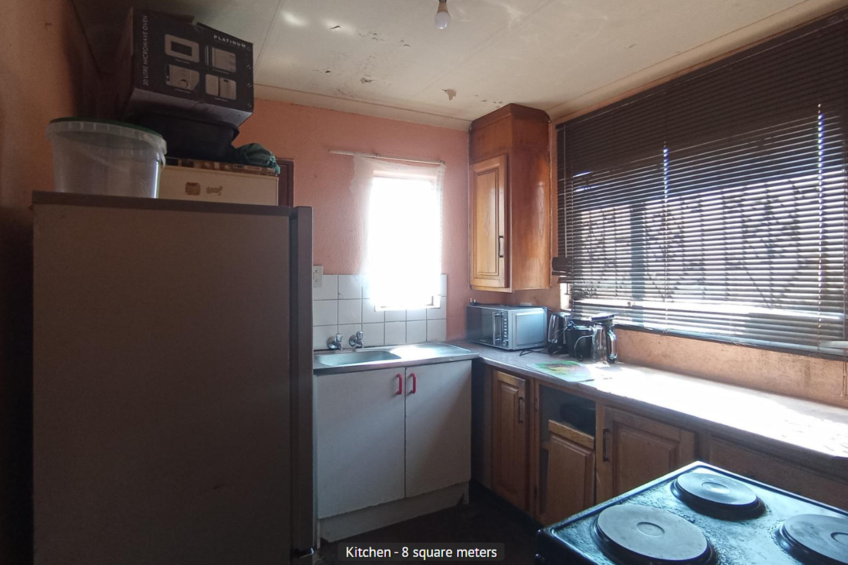 3 bedrooms house for sale in Soshanguve K - Photo 5