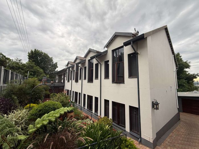 Property #2472308, House For Sale in Waverley