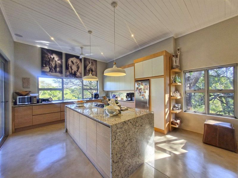Exceptional property in prime location - Photo 10