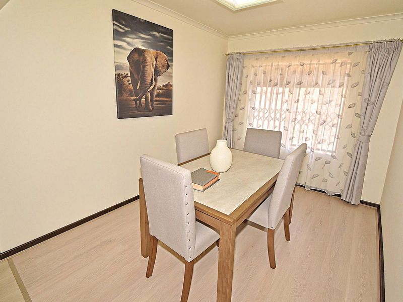 Modern and Secure - Photo 5