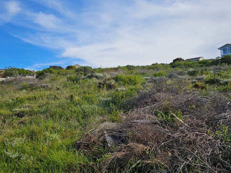 Large stand with partial sea views. - Photo 6