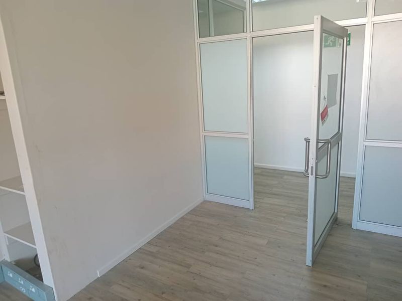 Offices To Let: Swamed Centre 56m2 - Photo 2