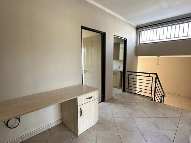Ludwigsdorf- To Let- N$25 000 - Photo 2