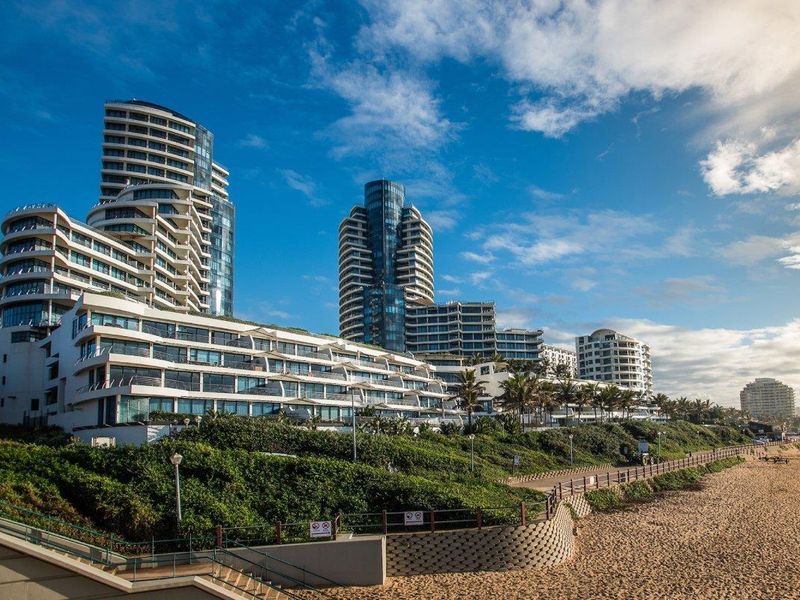 2 BEDROOM I 2.5 BATHROOM APARTMENT - Photo 10