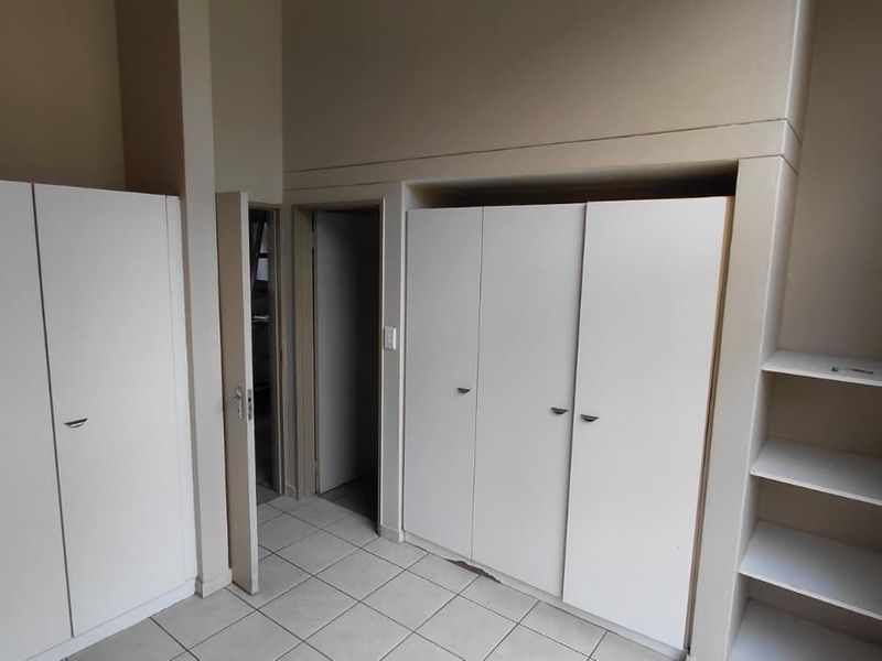 Charming 1 Bedroom Apartment To Let – Houghton Village Estate - Photo 4