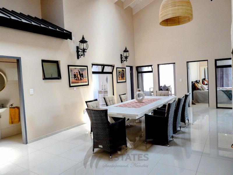 3 Bedroom House For Sale in Kramersdorf - Photo 8