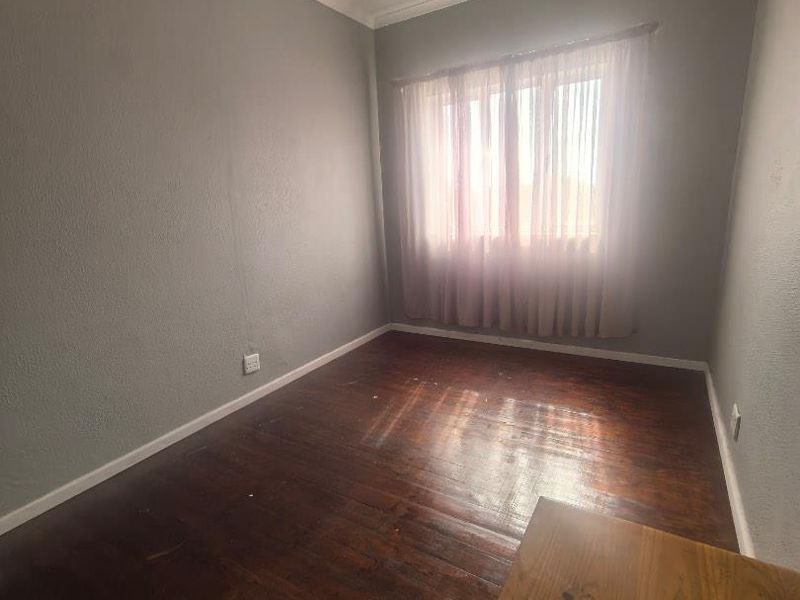 Affordable 2 Bedroom flat available for rent - Photo 3