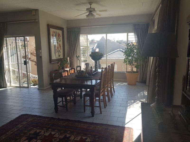 Timeless Charm - Photo 3