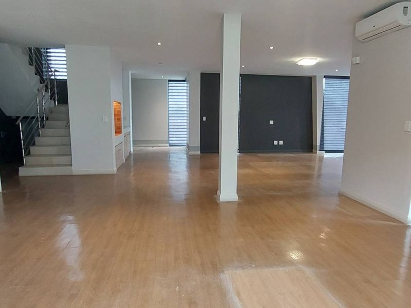 3 Bedroom house in Meersig Walvis Bay - Photo 3