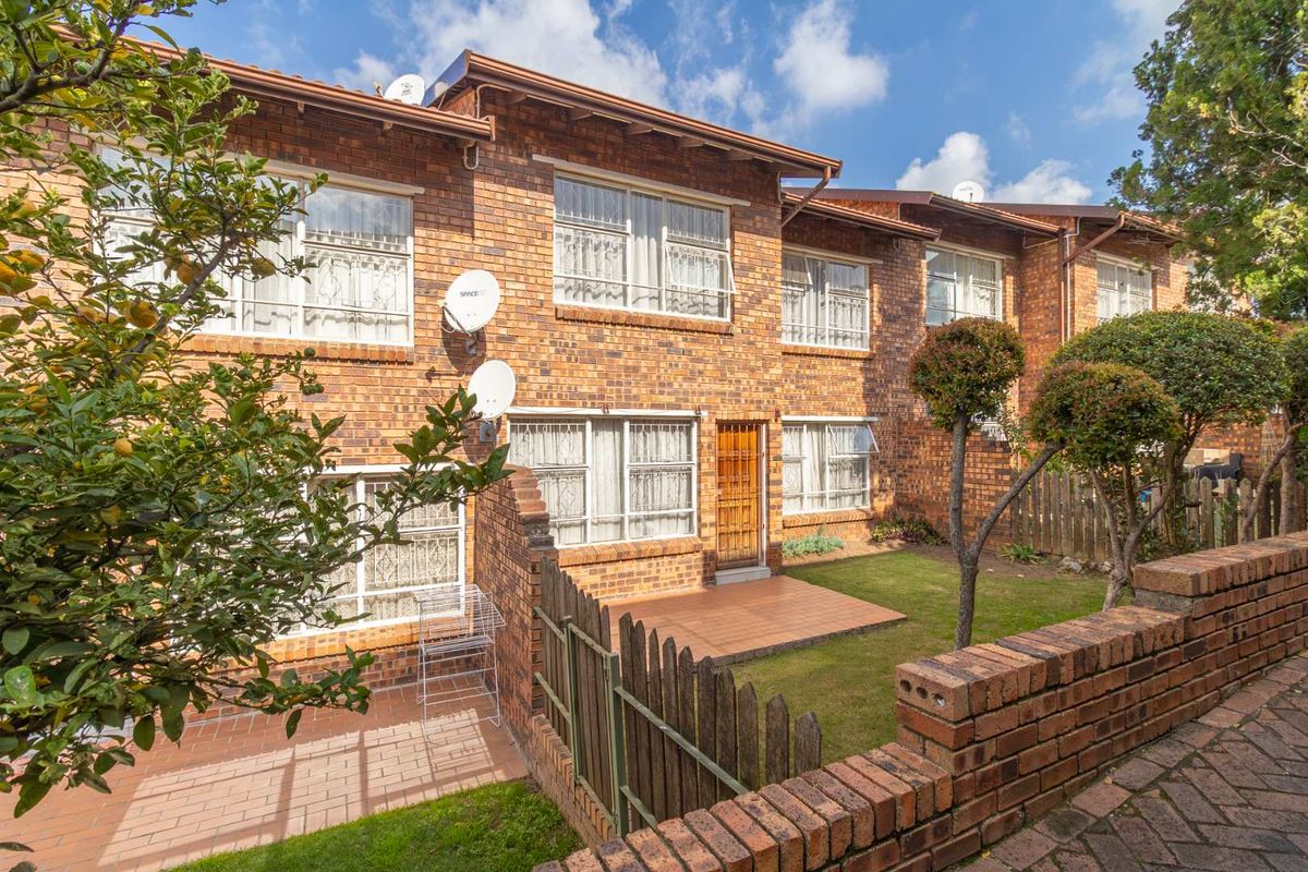 Secure Lifestyle Living - Photo 2
