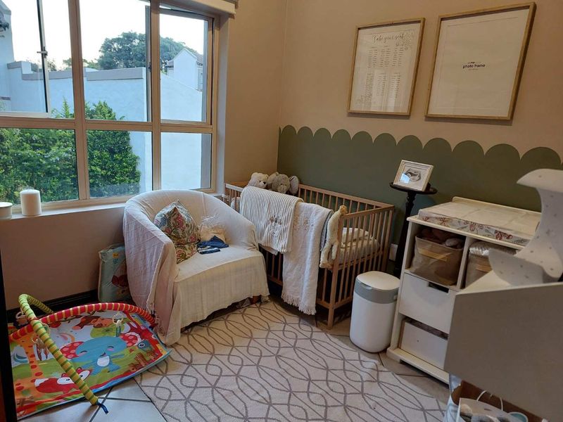 Upmarket apartment for sale - Photo 10