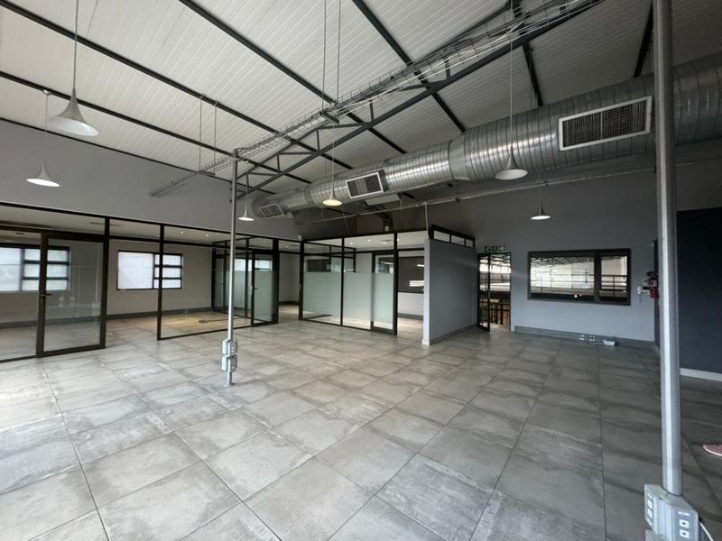 WAREHOUSE FOR SALE - Photo 9