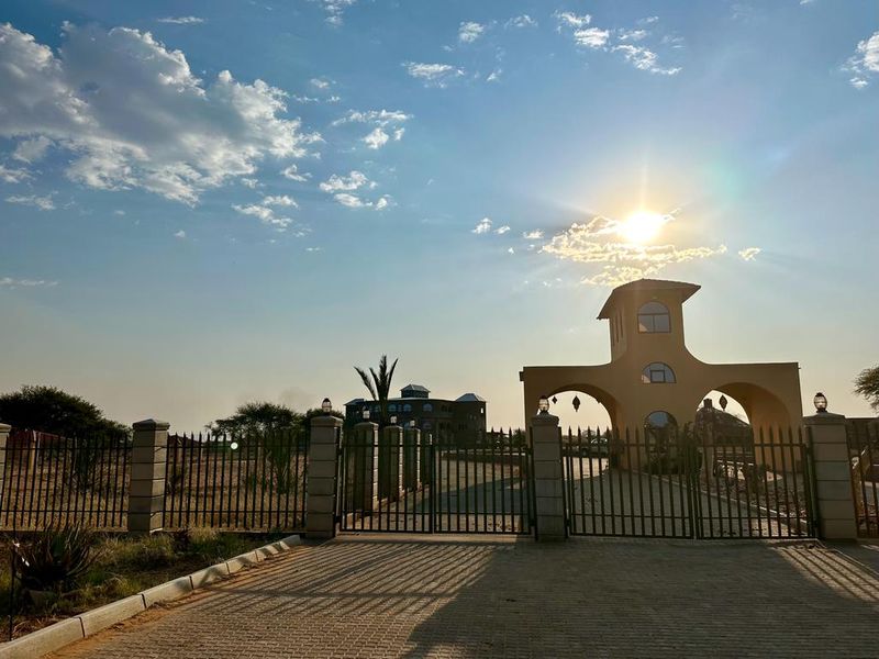 Prime Location: Sable View Plot with Endless Potential - Photo 3