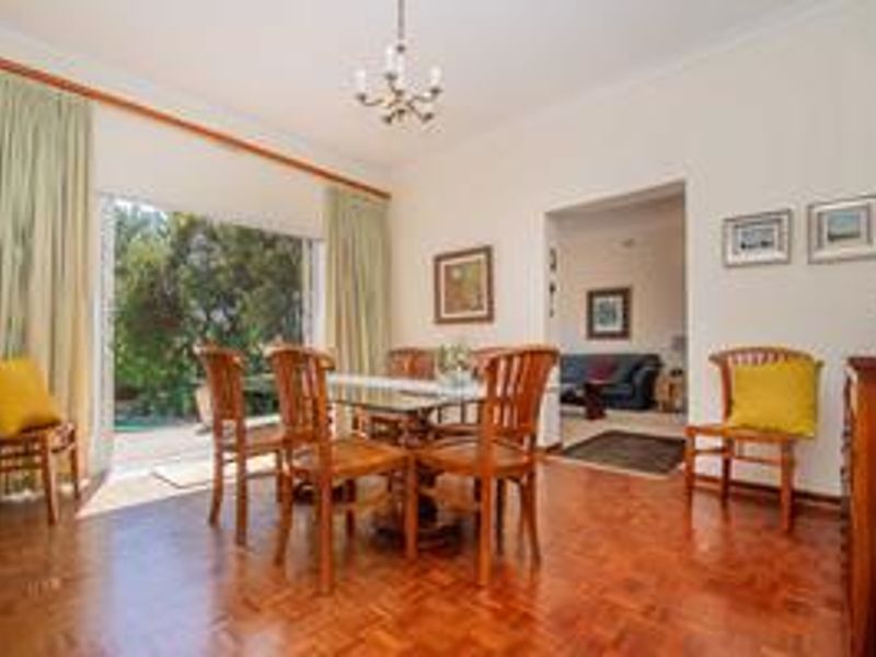 Spacious family haven in Noordhewuel. - Photo 7