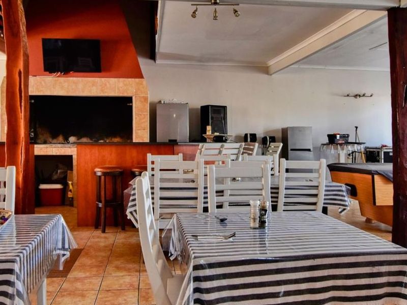 FOR SALE - 25 BEDROOM GUESTHOUSE IN OCEAN VIEW SWAKOPMUND, NAMIBIA - Photo 5