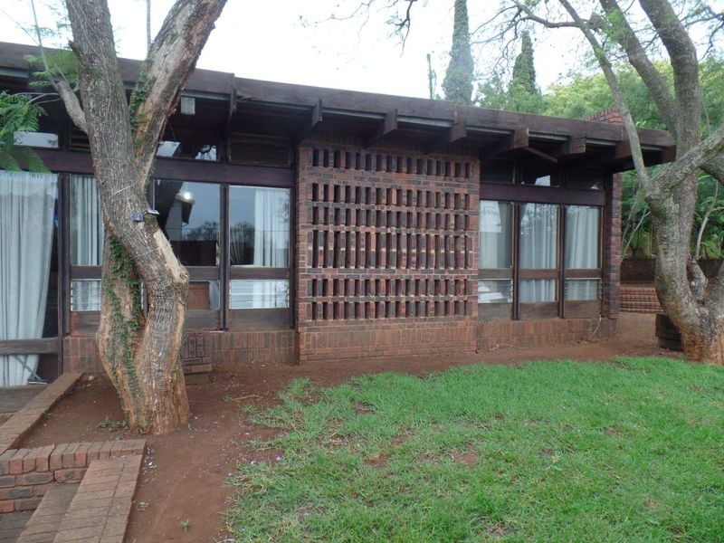 Large 3 bedroom home in Mucklneuk close to Unisa - Photo 8