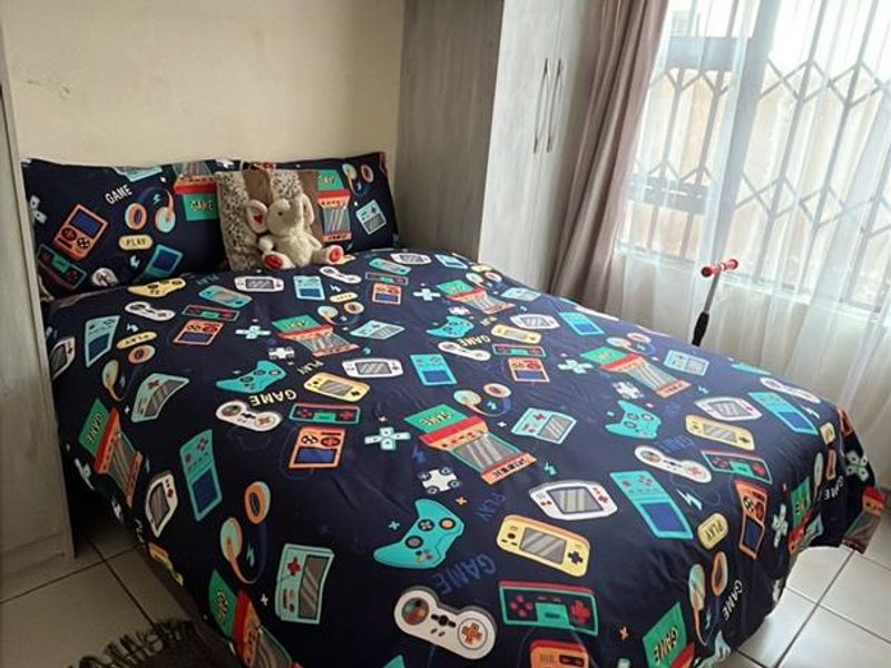 Lovely Home For Sale - Photo 7