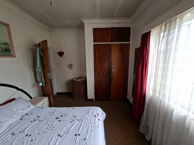 3 Bedroom Home with Flatlet for Sale - Photo 5