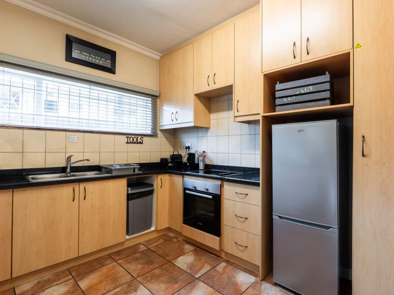 Well Located 1 Bedroom Apartment - Photo 5